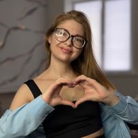 Елена Ложкина