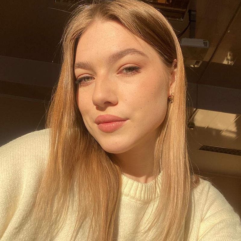 Полина