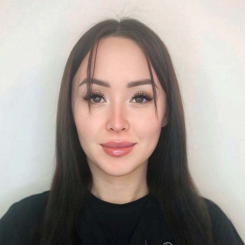 Толстоухова Алина