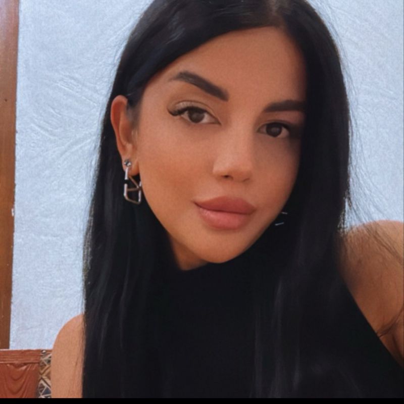 Алина