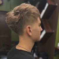 Barbershop Цирюльня — бритьё бороды