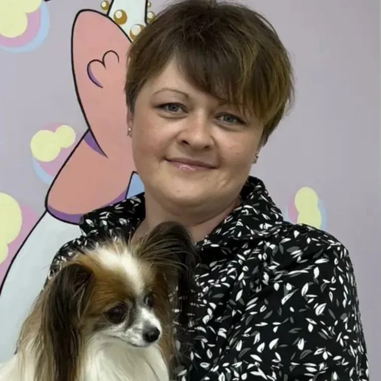 Страхова Людмила