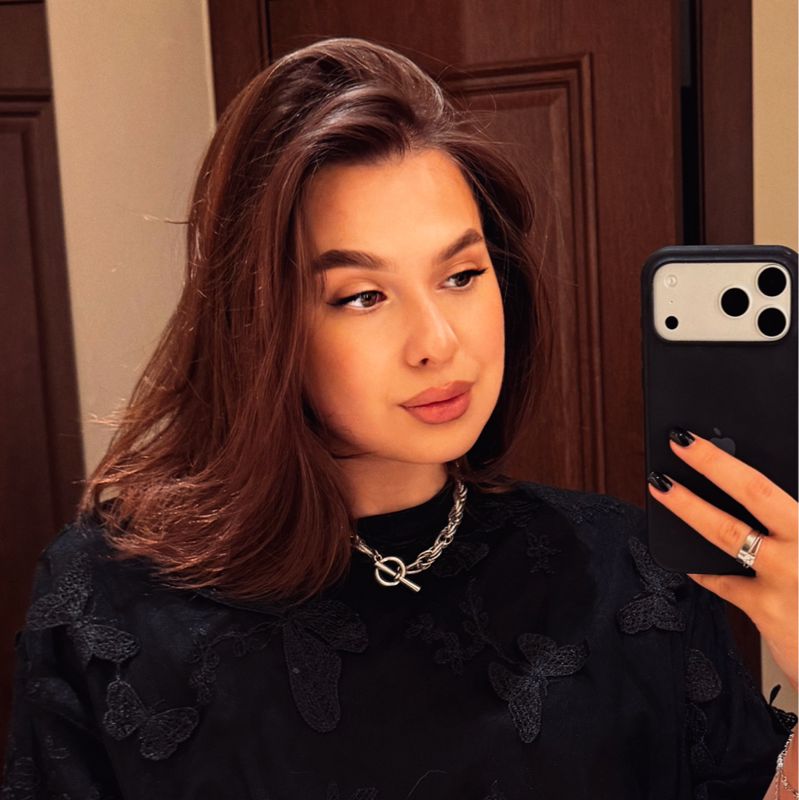 Элоян Алина