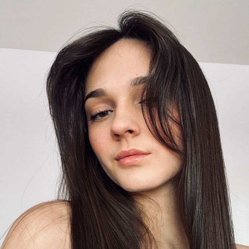 Алина