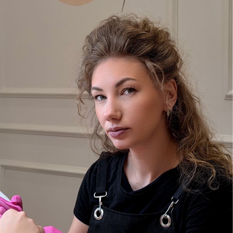 Илона