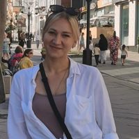 Анна Отставнова