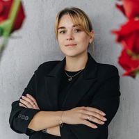 Надежда -бровист