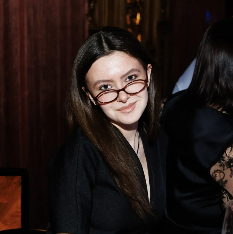Арина Маникюр