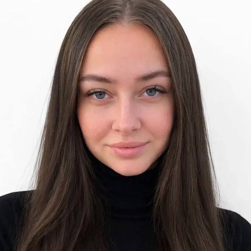 Устиния