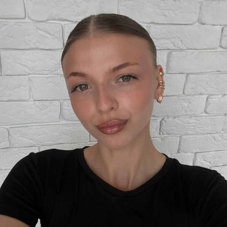 Алена