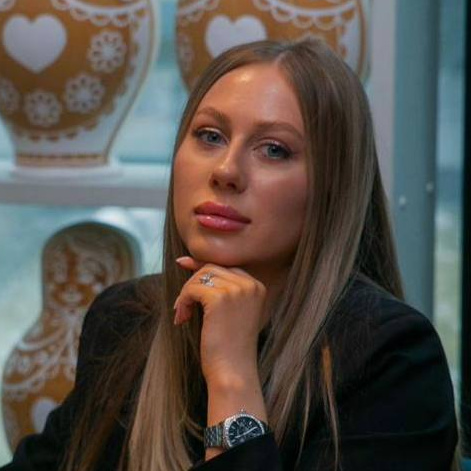 Яна Крестьяникова