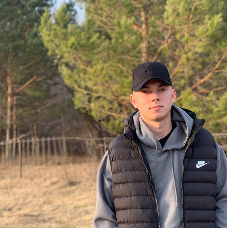 Жуков Роман