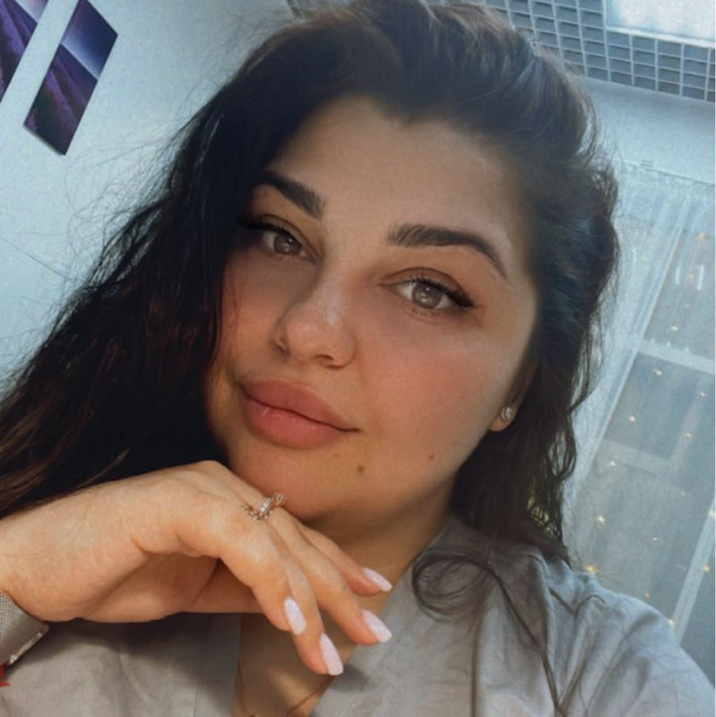 Карина Полякова