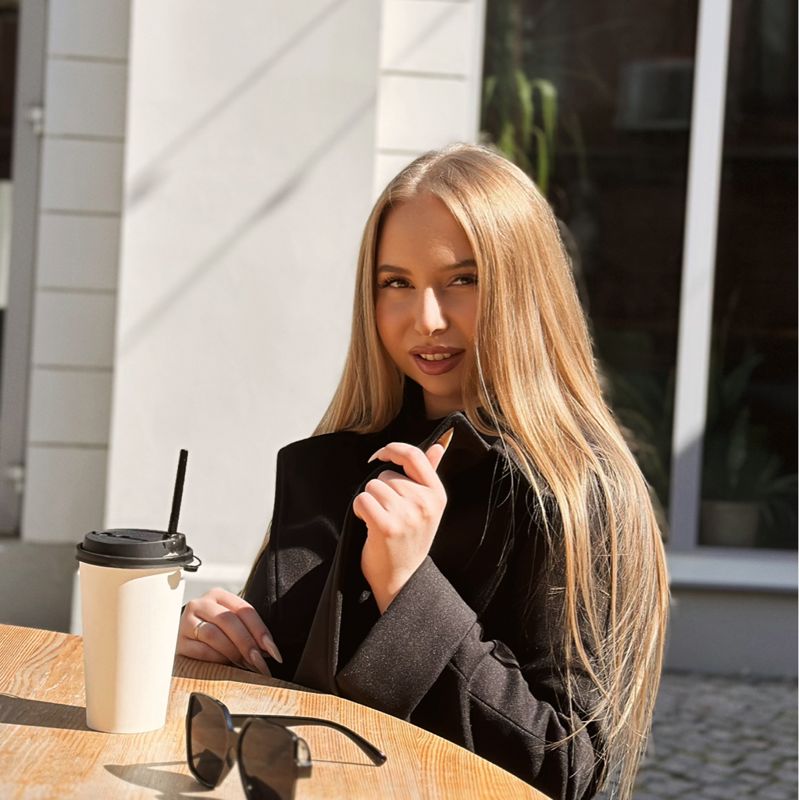 Анна Стрелец