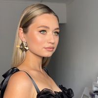 Алина