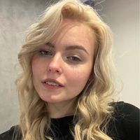 Полина