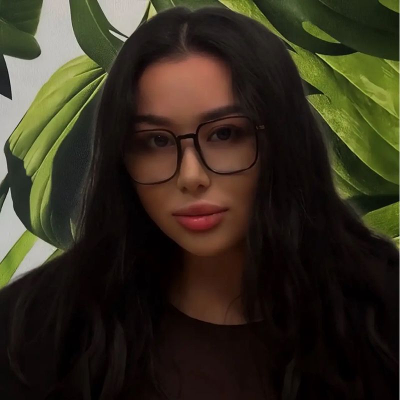 Алина