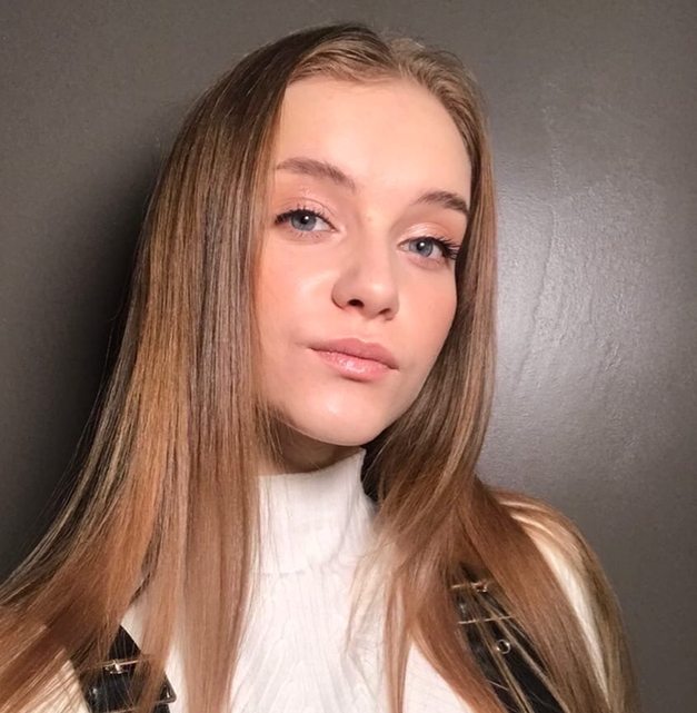 Плешкова Елена