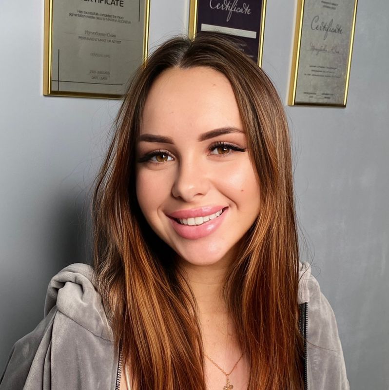 Полина