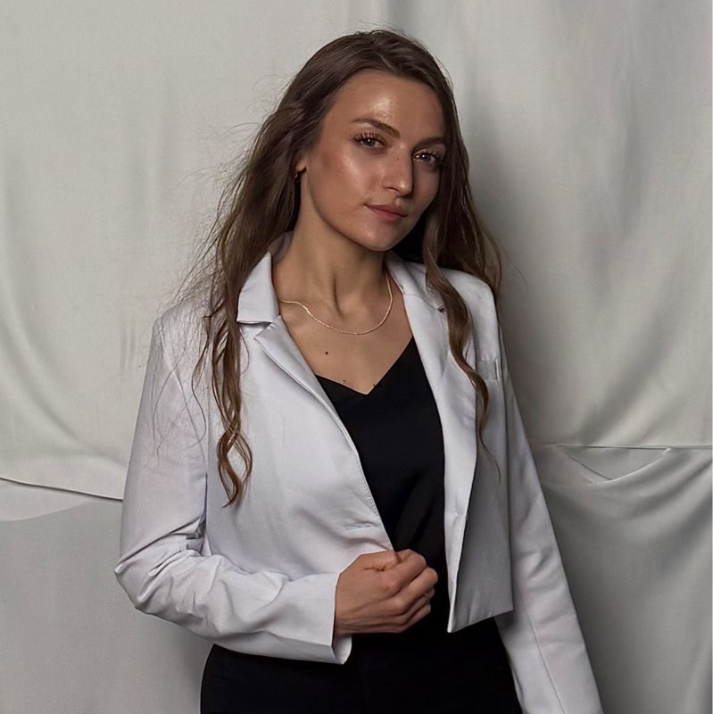 Антонова Альбина