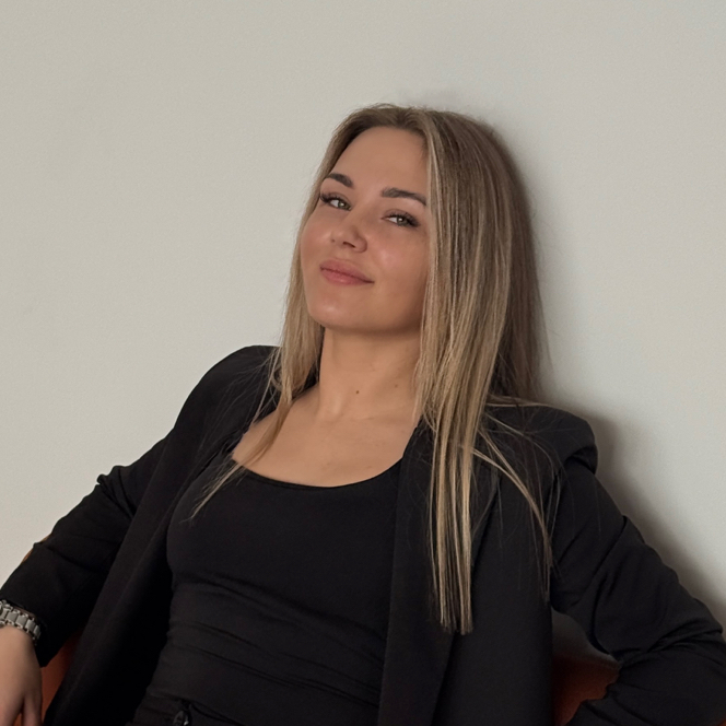 Хамицкая Алёна (Адрес:ул.Калинина,42)