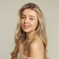 Полина