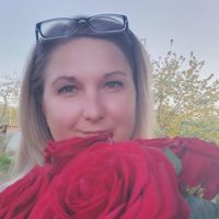 Тихомирова Елена