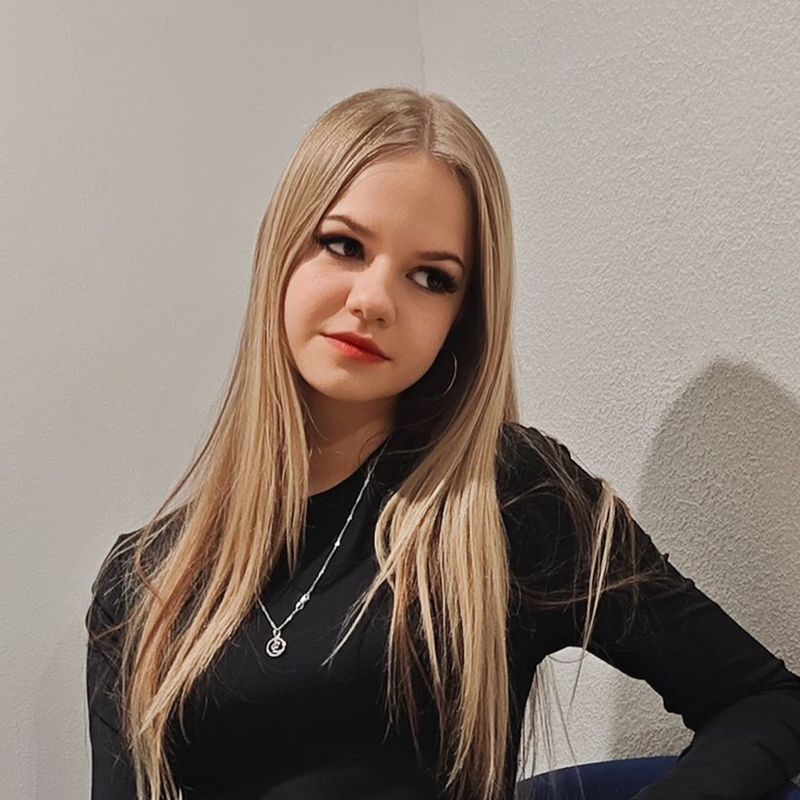 Катя