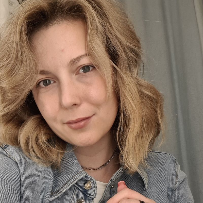 Арасланова Дина