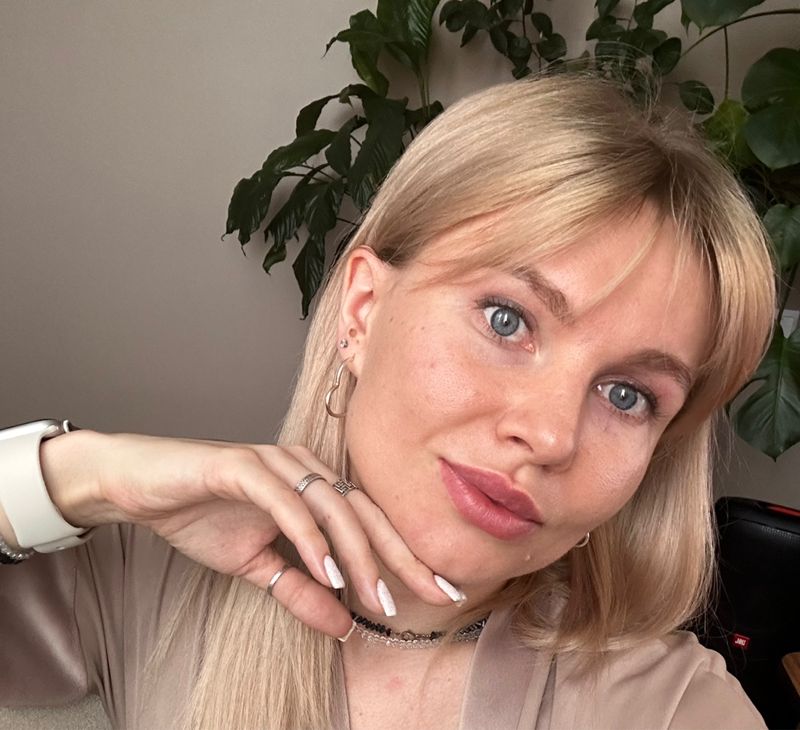 Скляренко Елена