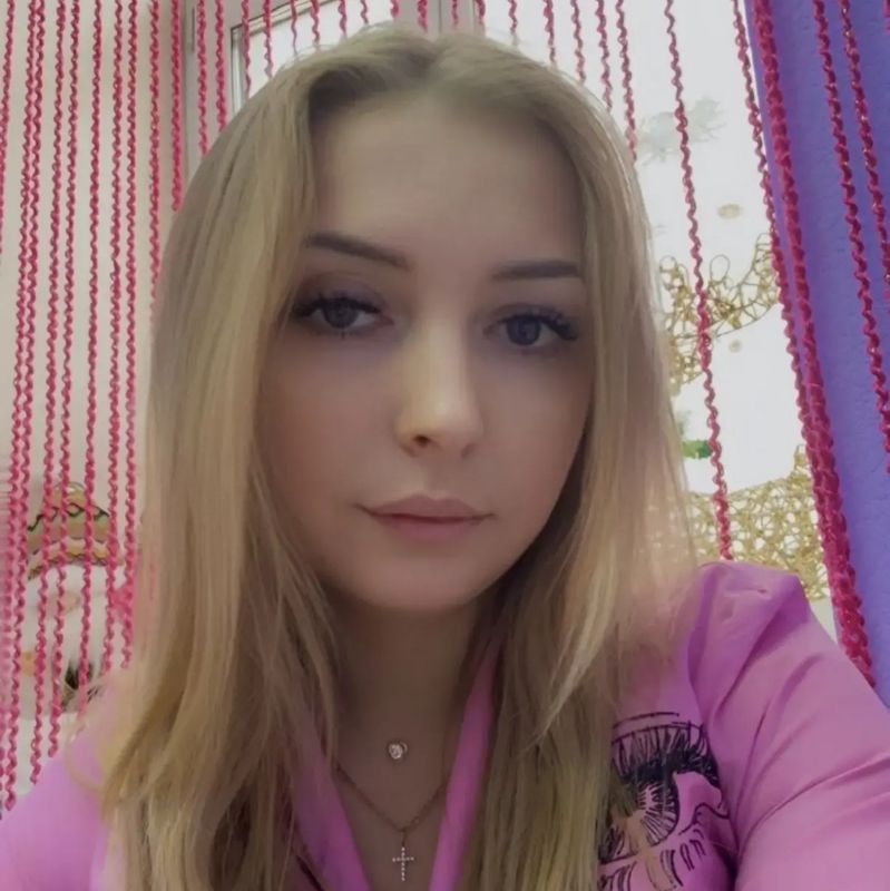 Елена Нер