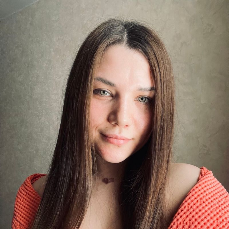 Павлова Настёна