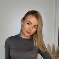 Полина Баженова