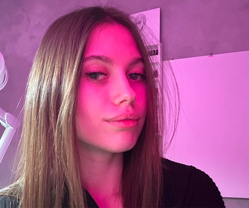 Полина