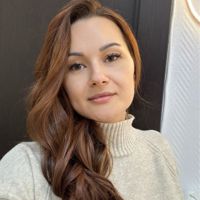 Меньшенина  Елена — маникюр комбинированный