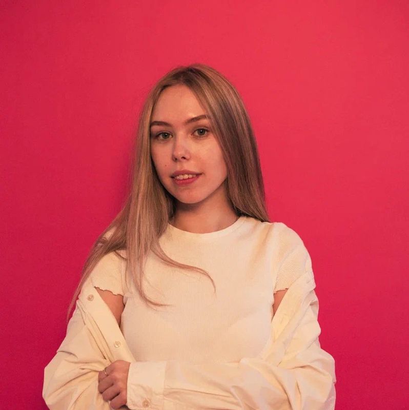 Алина Вишня