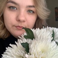 Екатерина — коррекция наращенных ногтей в Иркутске