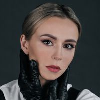 Алена Феоктистова — коррекция бровей в городе Егорьевск