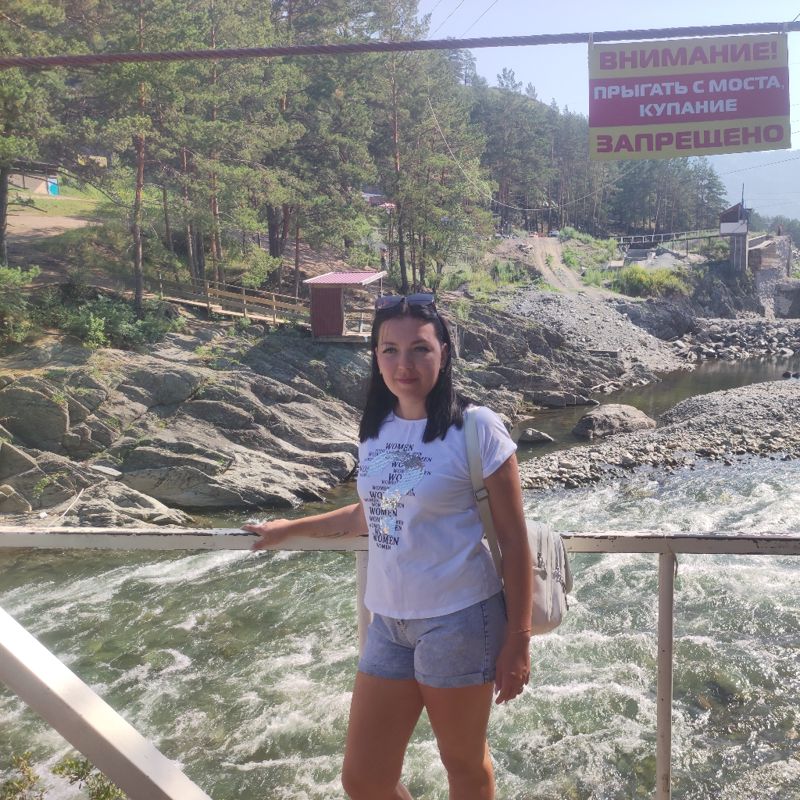 Илона Цыганова