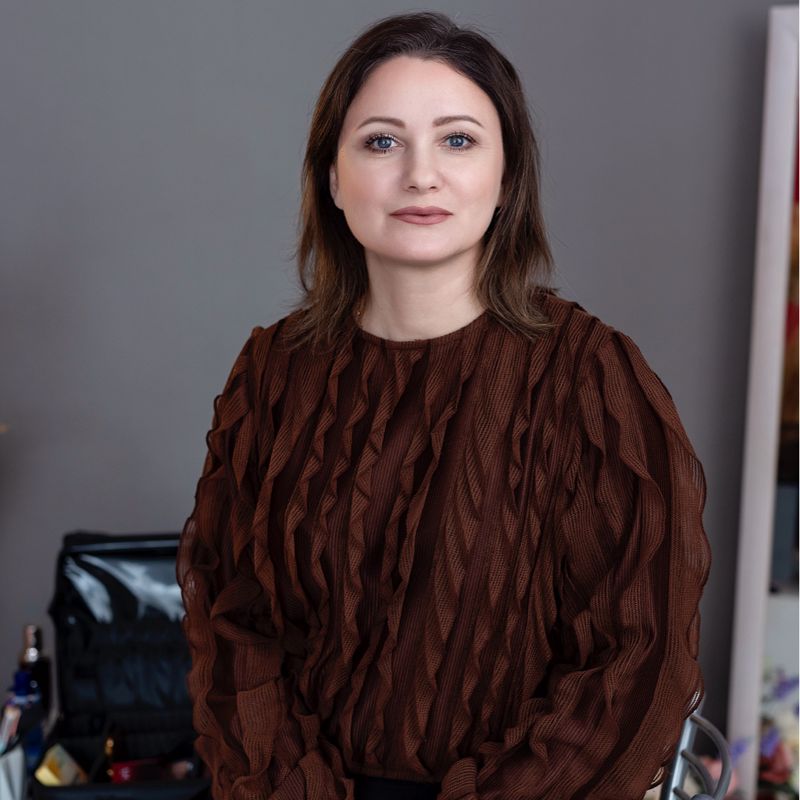 Анна Контанисова