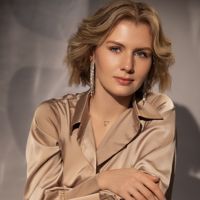 Маргo Жугару — прическа в городе Дубна