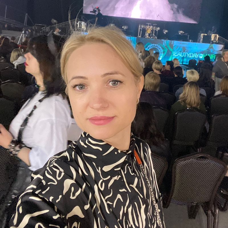 Елена Панова