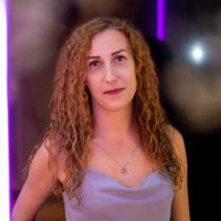 Ксения Толмачева — ламинирование бровей в Мурманске