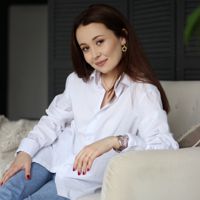 Валерия Кузьминых — укрепление акриловой пудрой в Кирове