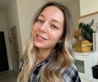 Марина — окрашивание корней в Мурино