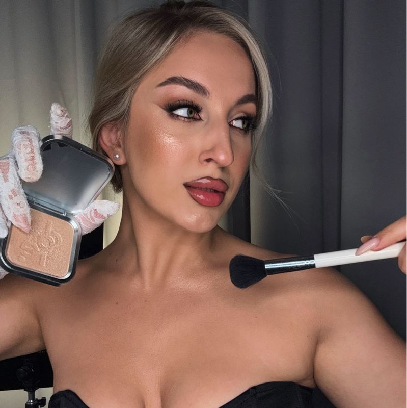 Алина Захарченко