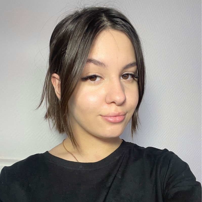 Яна