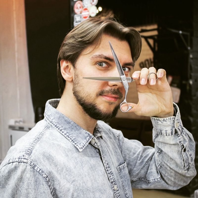 Евгений Ларченко