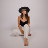 Екатерина — маникюр комбинированный во Владивостоке