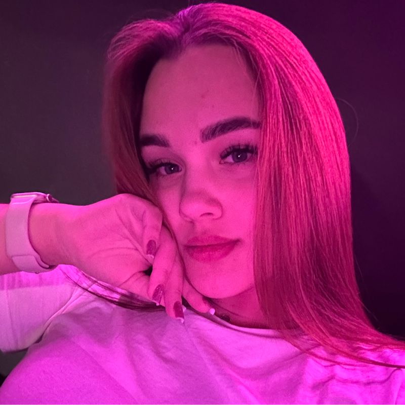 Полина✨